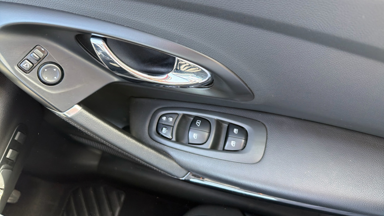 Renault Kadjar 1.2 TCE Dynamique S Nav 5dr Petrol Hatchback